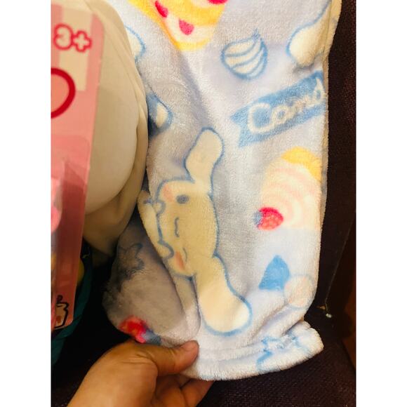 Hello Kitty Cinnamoroll 40 50 preschool soft throw easter Basket bundle Large - Picture 5 of 6